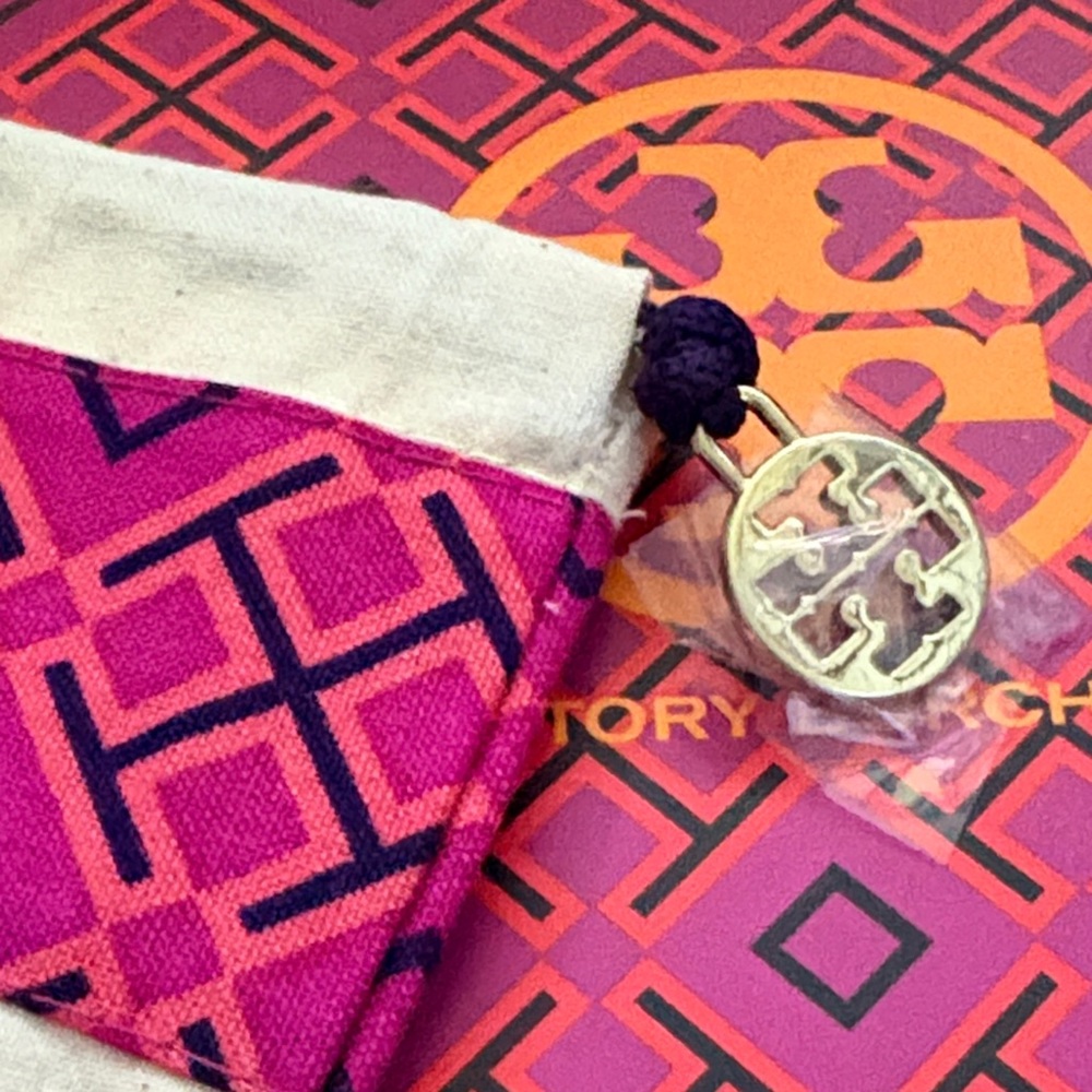 Tory Burch Dark Port Purple Quilted Minnie Travel Nappa Leather Flats Gold Logo - Picture 10 of 10